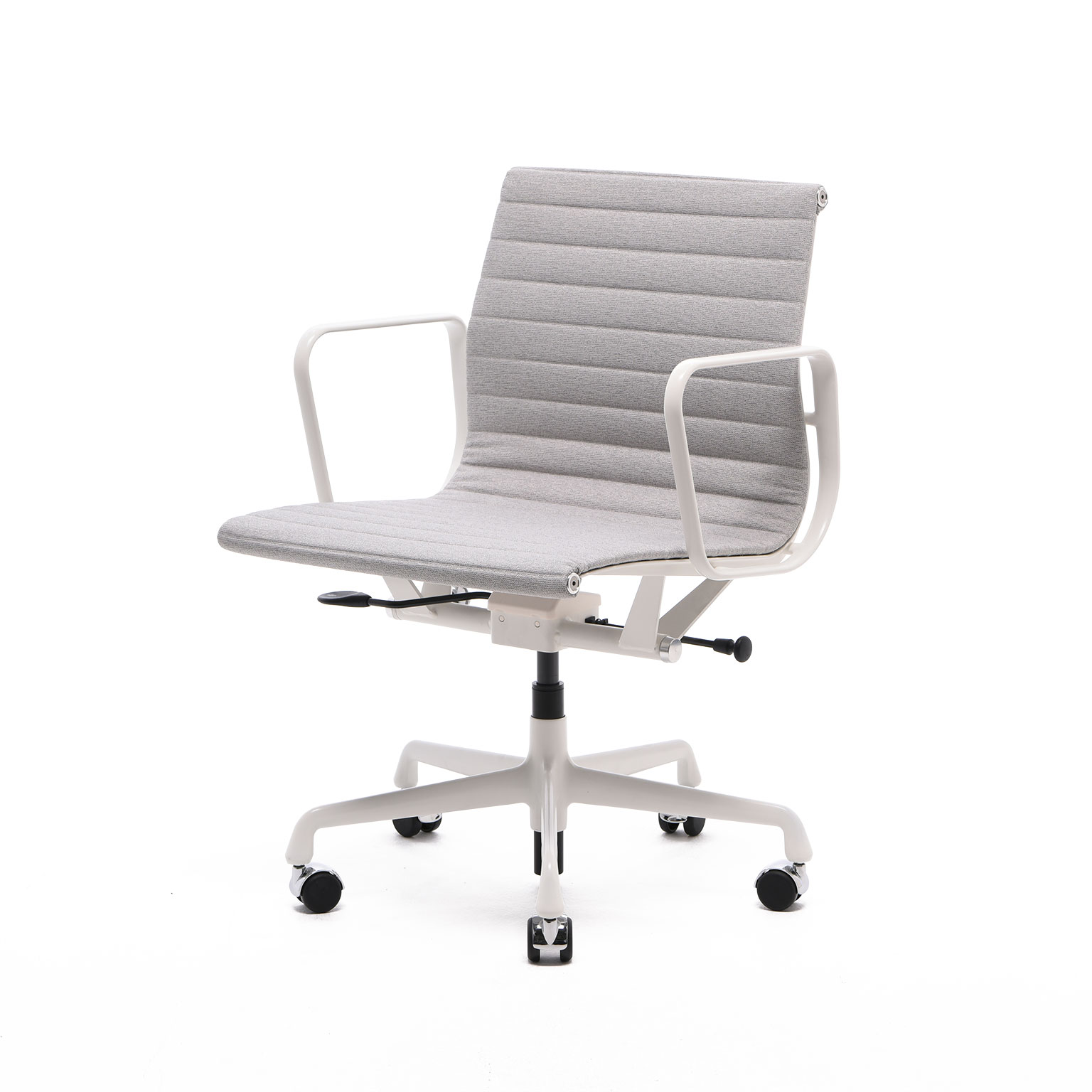 Herman Miller アルミナムグループチェア