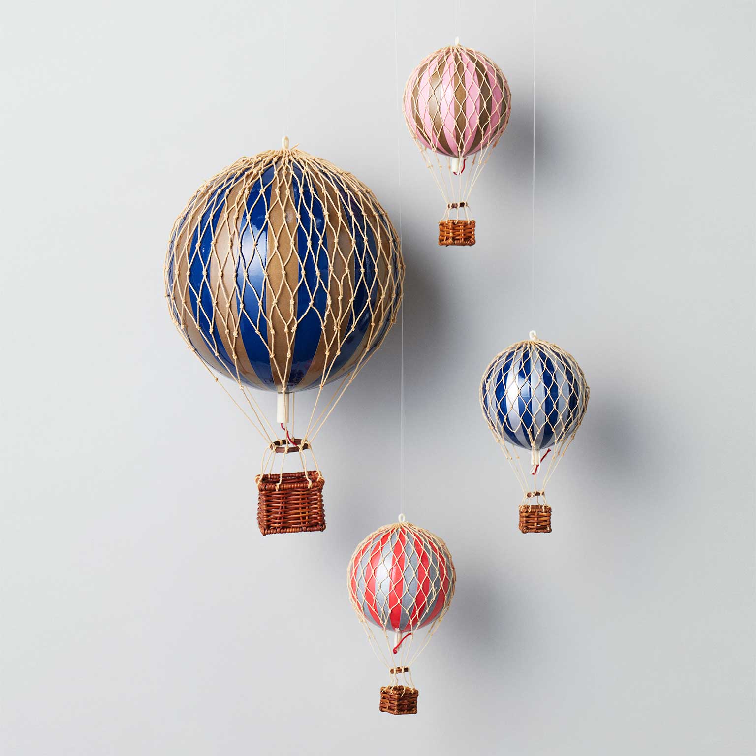 AUTHENTIC MODELS（オーセンティックモデルズ）気球オブジェ 